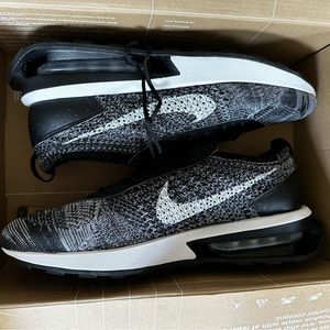 Nike Air Max Flyknit Racer Men’s 11.5 NWT